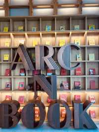 首爾新村 | ARC 書店＆咖啡館 📚☕️熊熊超級可愛的