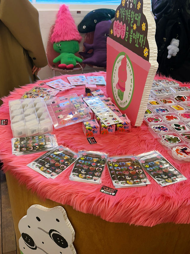 아이스크림 친구들 만나러 홍대 오브젝트로! 귀여움 폭발 전시 추천🍦✨