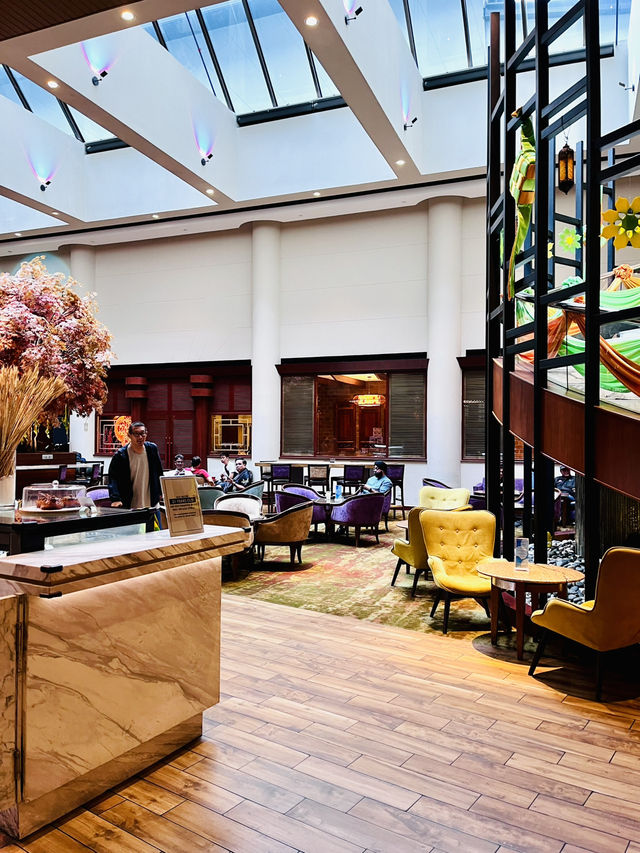 Xroads Xpress at Concorde Hotel: A Sustainable Culinary Escape