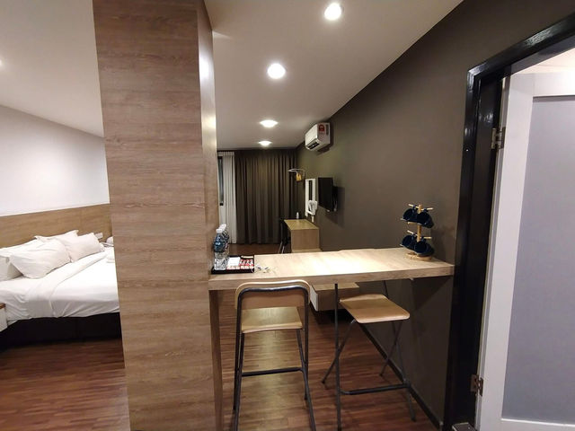 “V Plus Hotel Ipoh — Cozy Family Comfort in the Heart of Ipoh’s Heritage Charm”