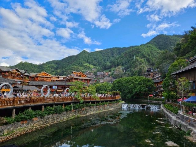 [🇨🇳貴州] 少数民族の暮らしに触れる：カイリ近郊「千戸苗寨」の魅力