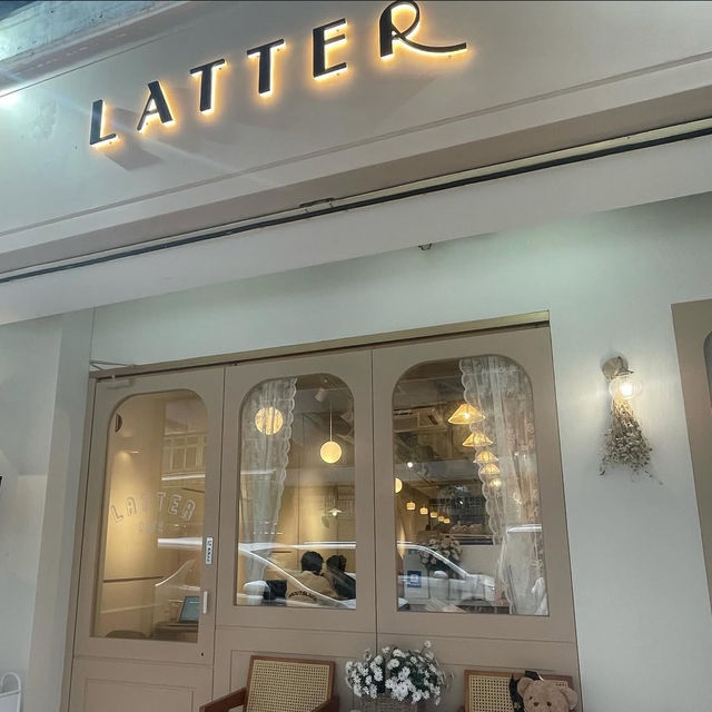 靚靚打卡cafe