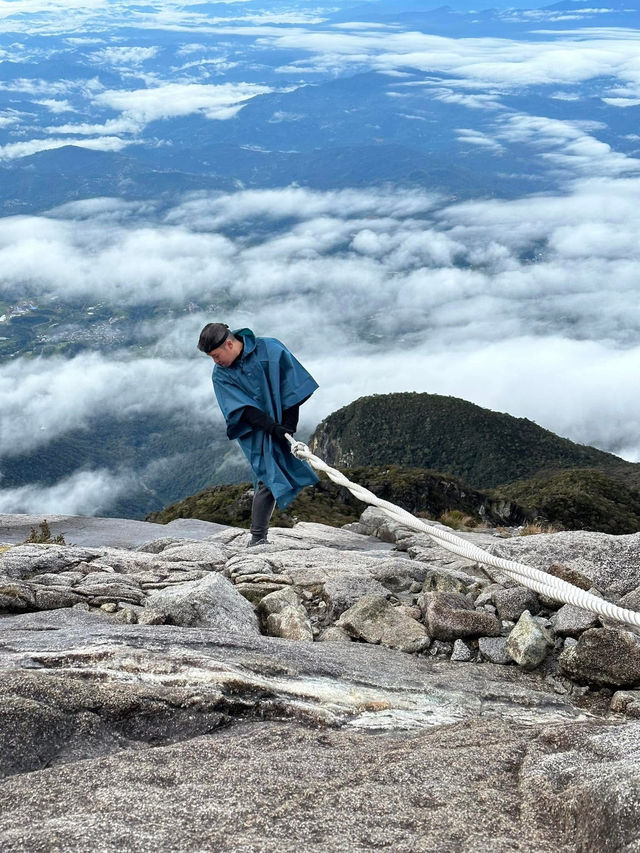 The breathtaking views during descent from Low’s Peak