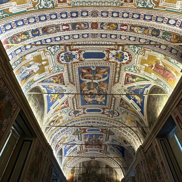 🎨✨ "A Brush with Divinity: One Heavenly Day in the Vatican Museums’ Courtyard