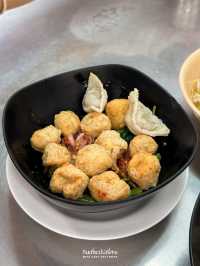 ก๋วยเตี๋ยวเจ๊จู ลูกชิ้นปลาเด็ด หมูสับแน่น