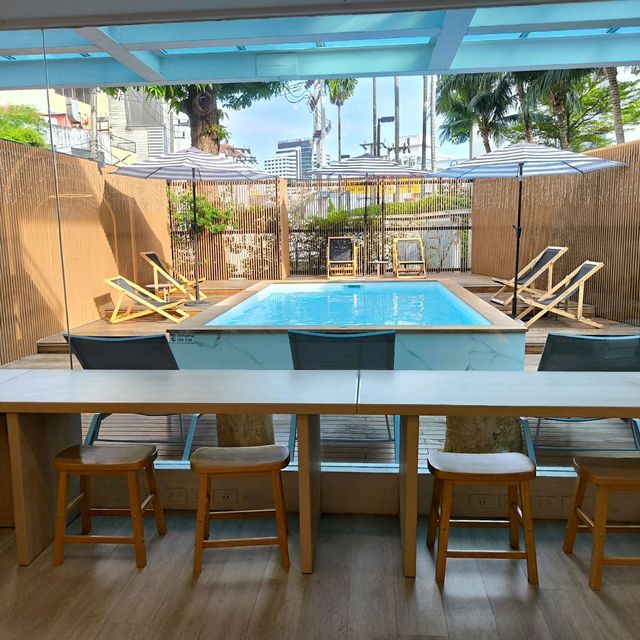 The Tint At Phuket Town