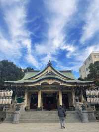 A Must-See in Osaka: The Striking Beauty of Namba Yasaka Shrine