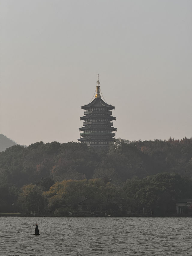Hangzhou in December still gives autumn scenery!