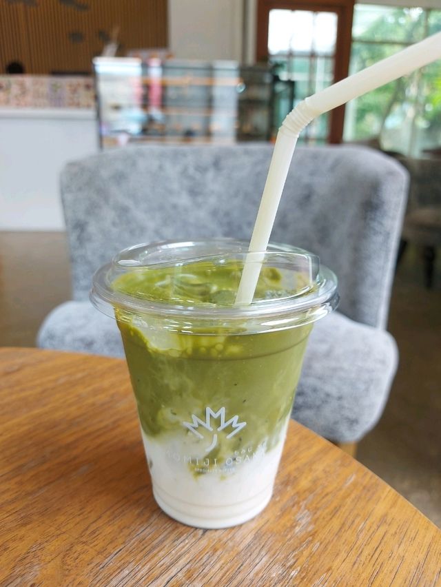 โมมิจิ คาเฟ่สไตล์ญี่ปุ่นบางแสน 🍁