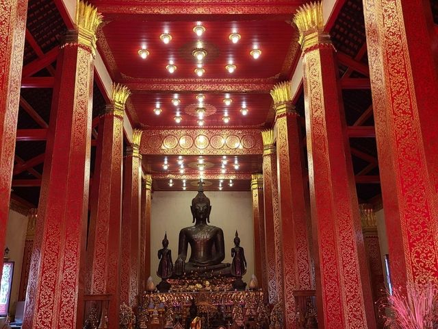 Laos City Walk