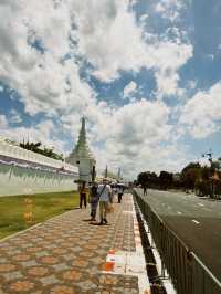 ชมวัดพระแก้วผ่านยามบ่ายกับรูปโทนฟิล์มกัน