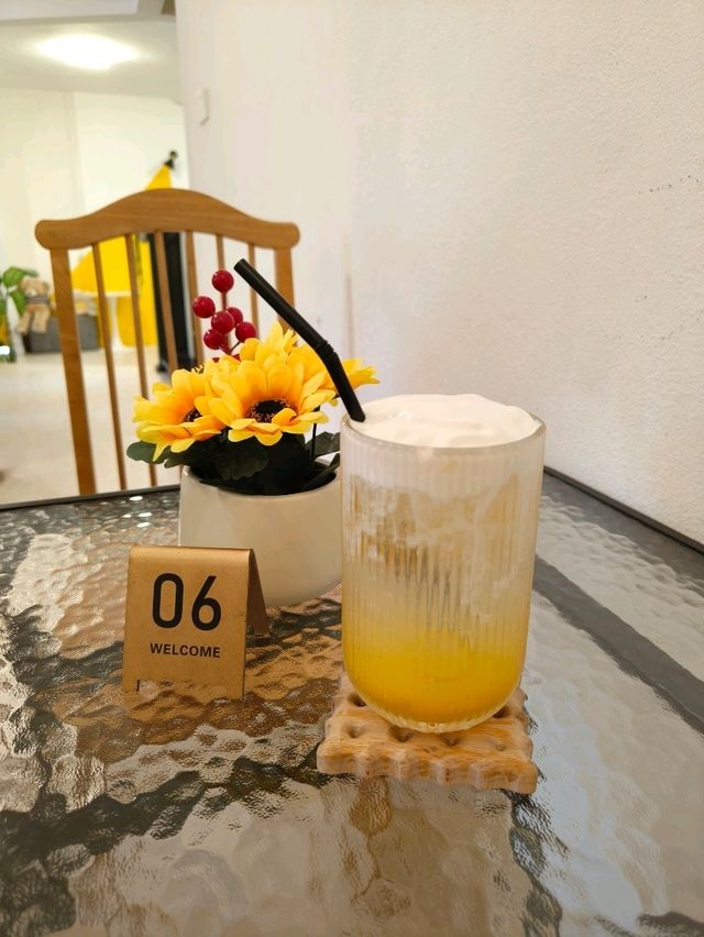 A Sunny Sip in Kota Kinabalu’s Coziest Café
