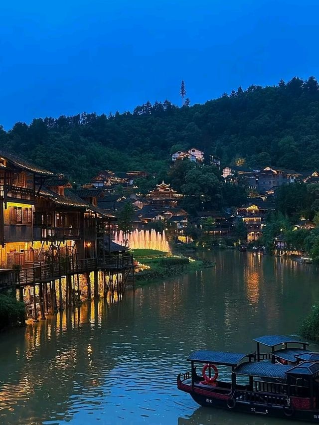 Wujiangzhai by Night: A Dreamscape of Lanterns and Water