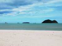 รูปปั้นนางเงือก หาดสมิหลา สงขลา
