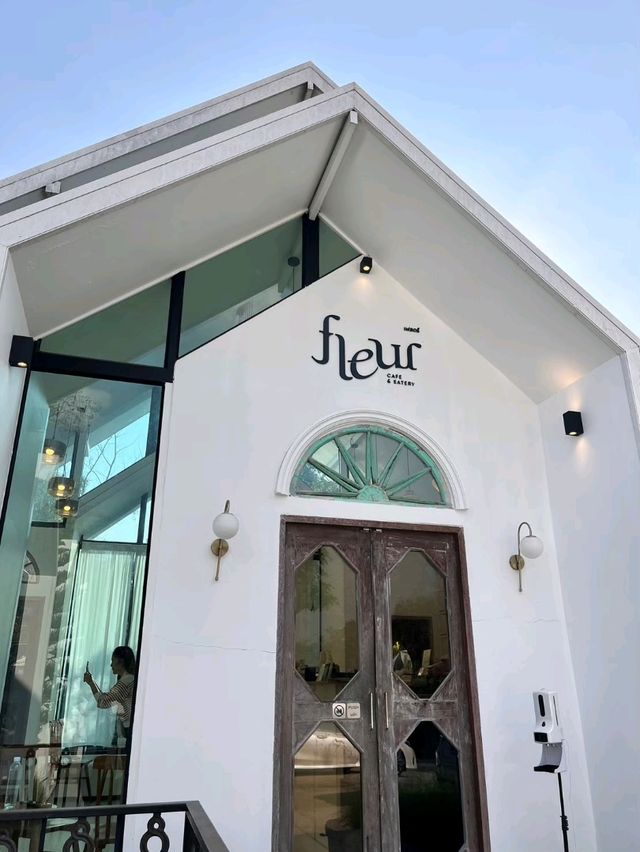 Fleur cafe แม่ริม