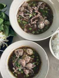 Exploring the foods in Hat Yai Village