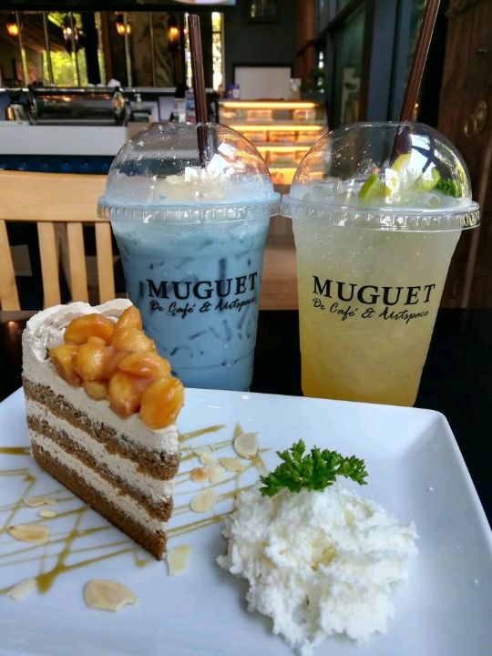 Muguet de Café & Art space
