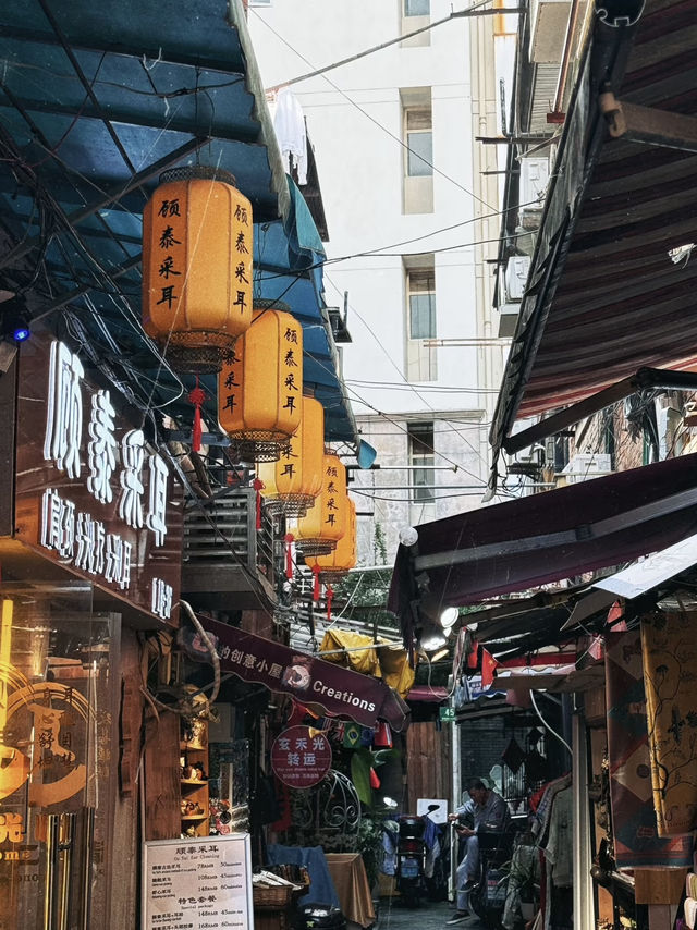 Creative Corners on a Budget: My Stroll Through Tianzifang, Shanghai