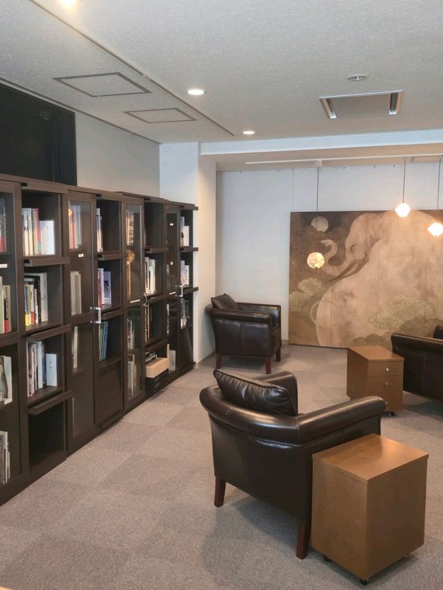 해외여행 삿포로의 빈티지한 미술관 HOKUBU 記念絵画館