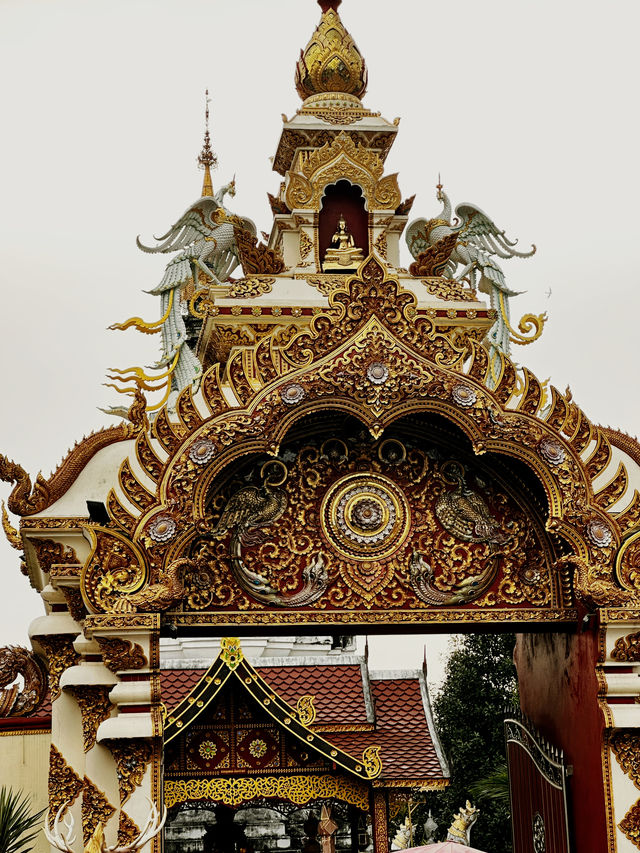  Wat Phan Tao temple of architecture with aesthetic appeal 