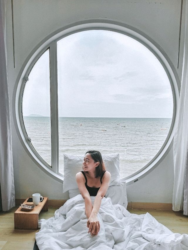 Waking Up to the Waves – A Peaceful Escape at Marina Seaview Bangsaen 🌊