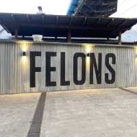 Sunset Beer at Felons – Best Riverside Vibes in Brisbane 🍺🌇