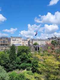 🇱🇺✨ Luxembourg Surprise: Big Adventures, Low Prices! 🎒💶