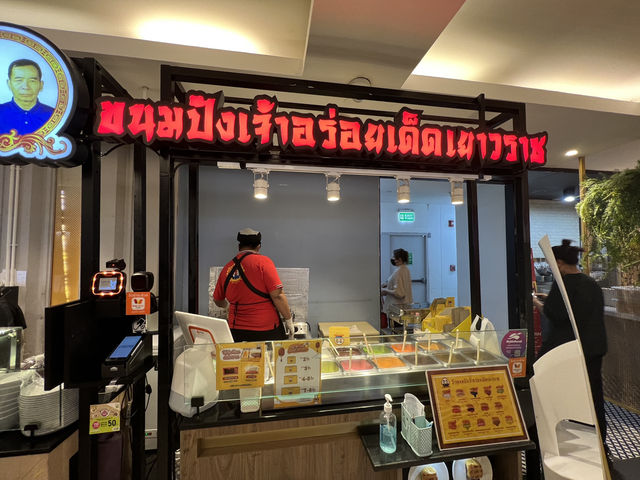🍽️ Street Food Elegance at Quartier Foodhall, EmQuartier