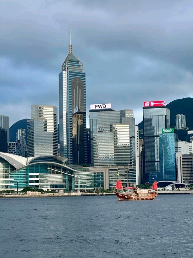 🚢🌇 Cruise the Lights! | Hong Kong Harbour Cruise  🇭🇰✨