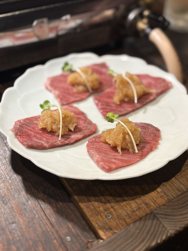 【大阪・福島】厳選ワインと極上和牛の饗宴「焼肉 犇」