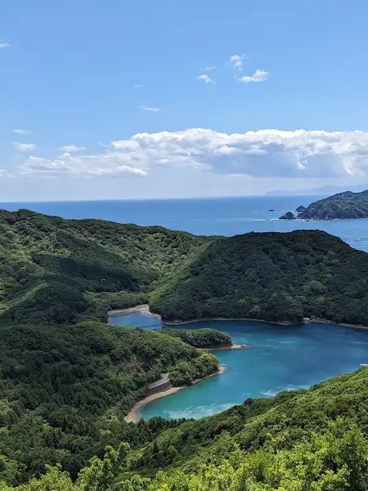 【恋人の聖地💑見江島展望台でハートの入り江を眺める旅】