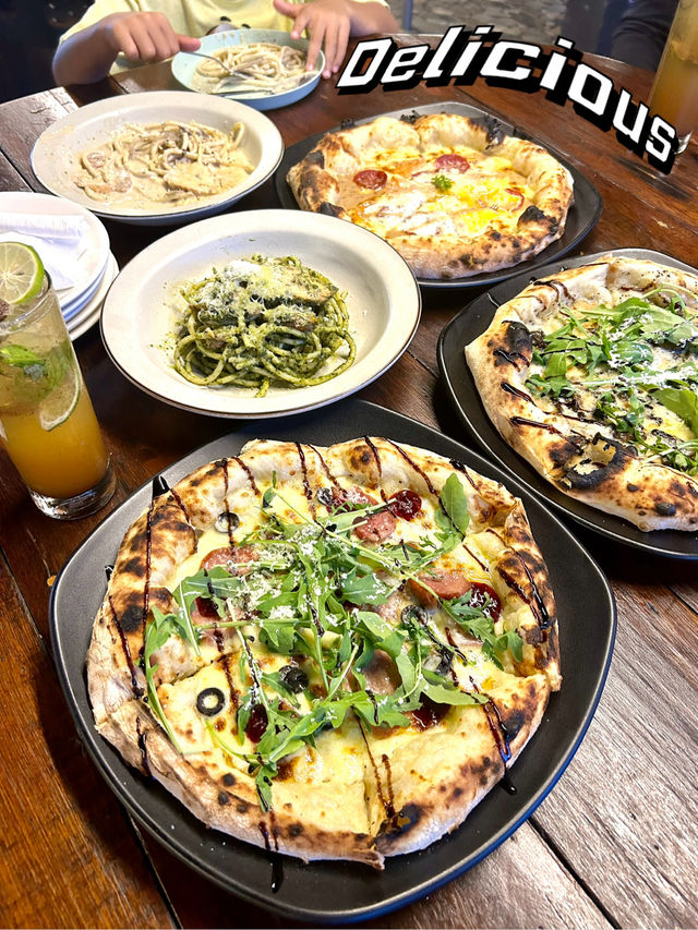 Pizzas in Malay Traditional House 🍕