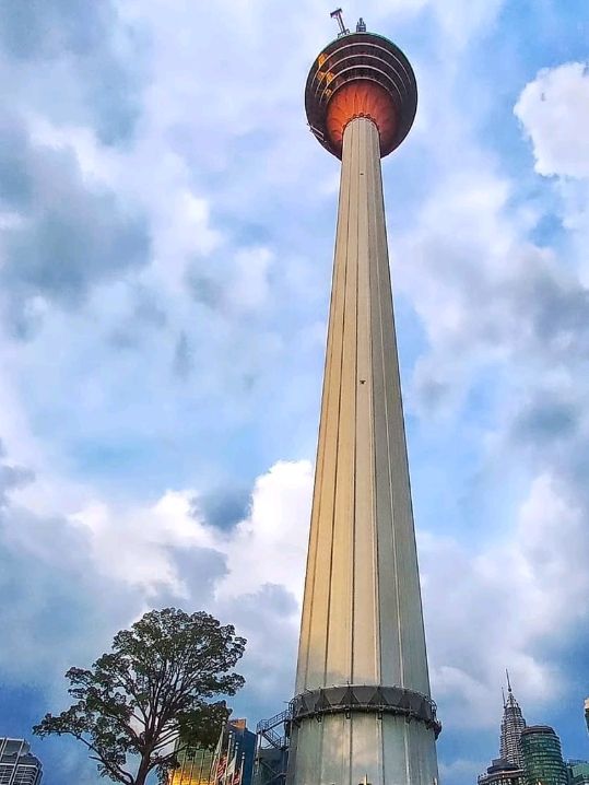 🏙️ KL Tower (Menara Kuala Lumpur) 