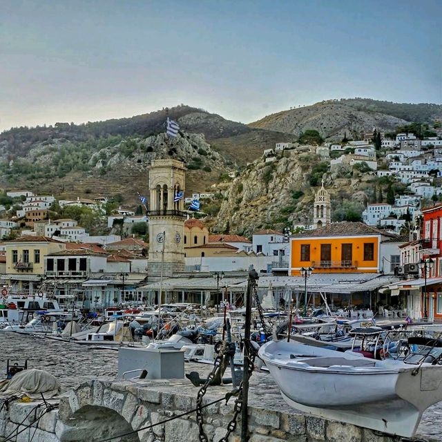Hydra Town, Hydra