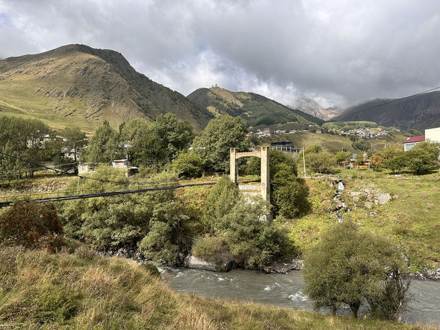 【Kazbegi → Gergeti Trinity Church／ゲルゲティ三位一体教会】