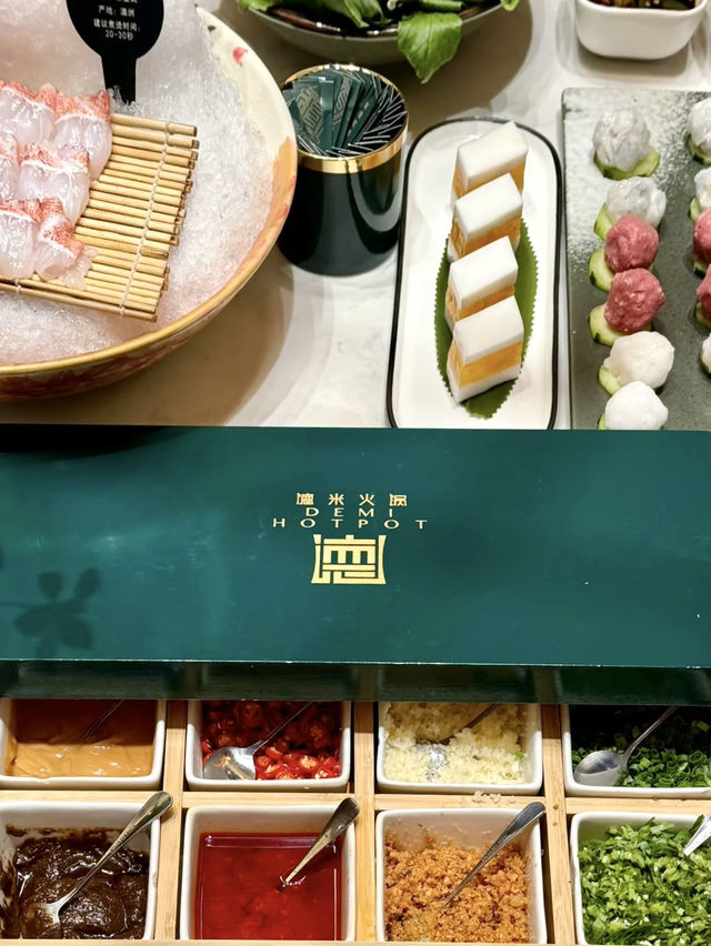 不愧是深圳高端火鍋界的天花板 💕 大海的鮮味在鍋中翻滾