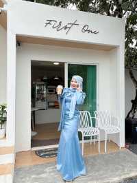First One : Café & Eatery