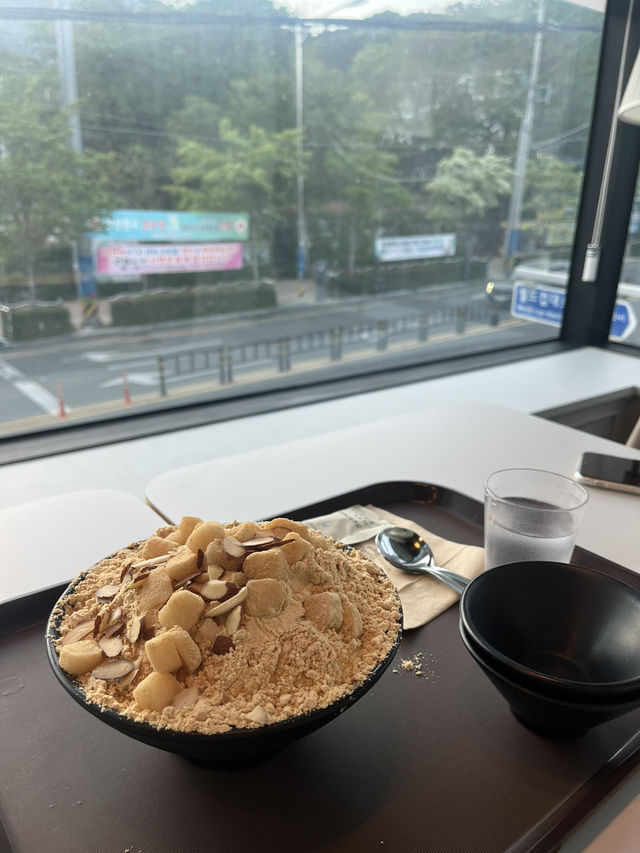 [부산 초읍동 어린이 대공원카페] 뷰 맛집에 넓은 좌석! 🍧 설빙어린이대공원점