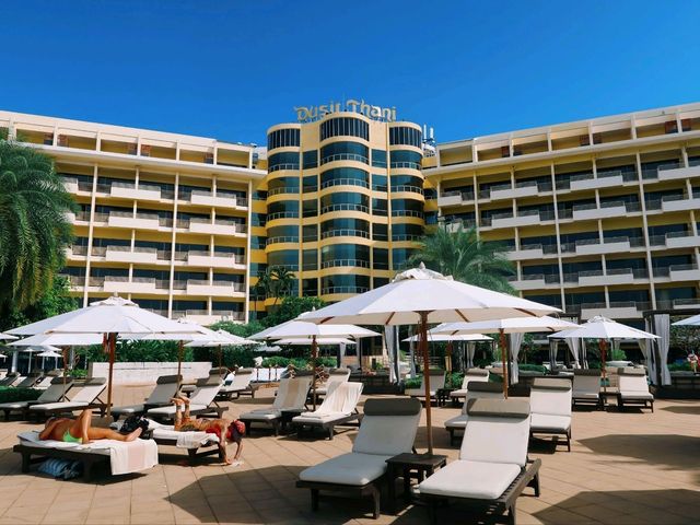 Dusit Thani Pattaya – พักหรู ติดทะเล วิวดีสุดปัง!
