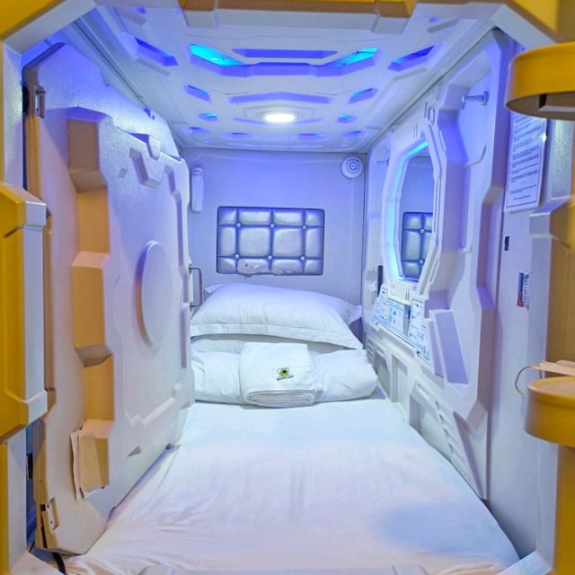 โรงเเรมเเคปซูล สิงคโปร์ galaxcy ods