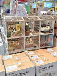 Our Fun Visit to Ohsome Suntec City: Anime, Crafts, and More  
