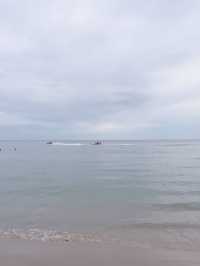 นั่งชมวิวทะเลริมหาดหัวหิน 🏖️