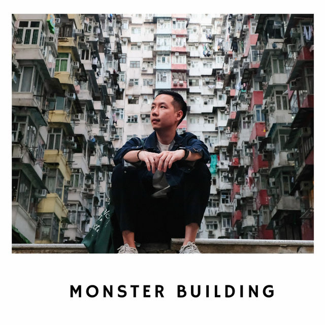 🤖 Monster Building – ฉากฮอลลีวูดกลางฮ่องกง