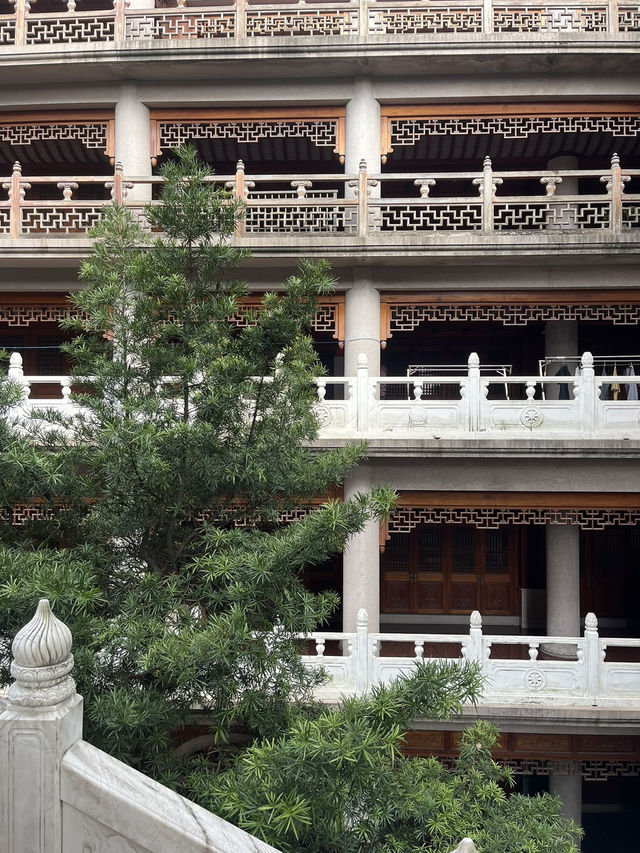  Jing’an Temple (静安寺) วัดใจกลางมหานครเซี่ยงไฮ้ 🛕