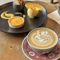 Old‑Meets‑New Coffee & Porcelain Nostalgia – My Visit to Halfway Coffee, Hong Kong
