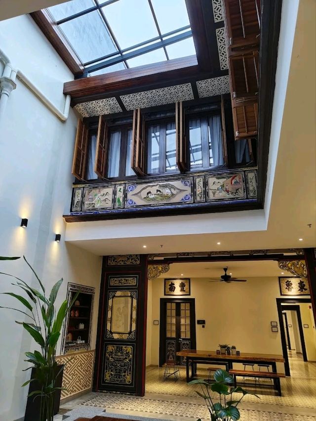 “Heritage Charm by Jonker Street”