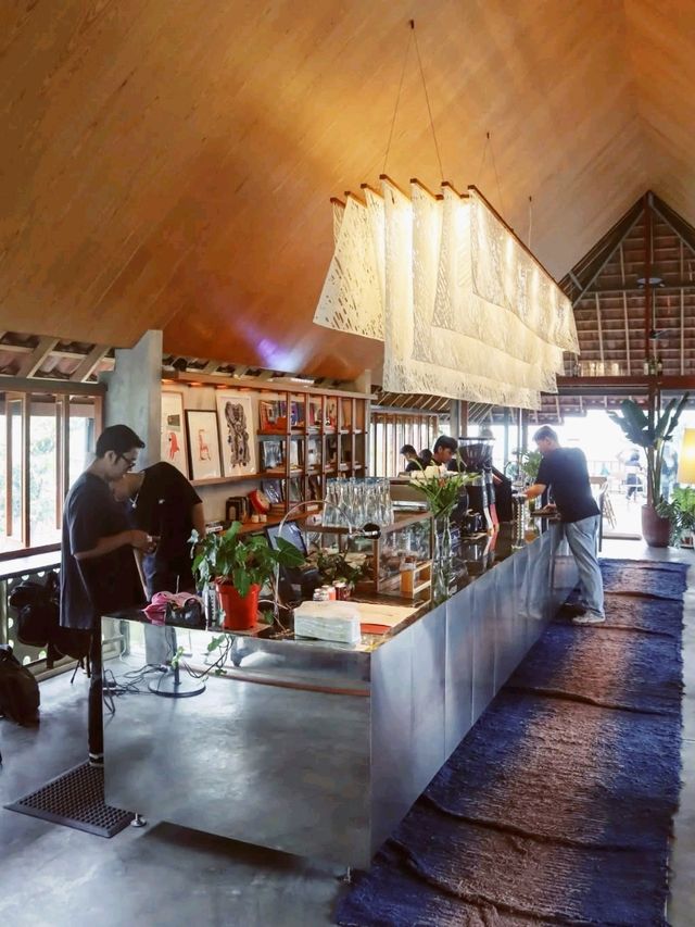 Cafe With the cool atmosphere of Bandung