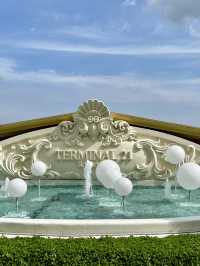 The most beautiful shopping mall in the world ! 