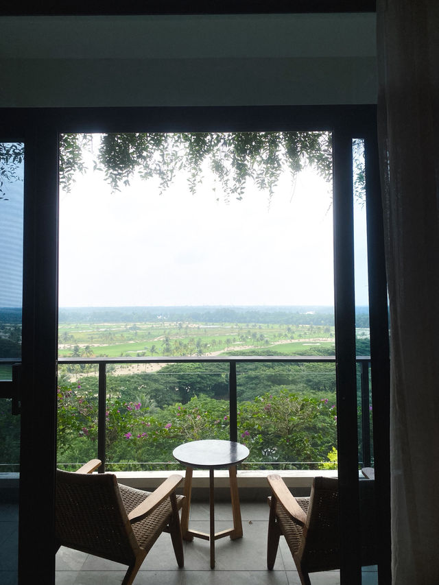 Serene stays, superior vibes. 🌿
