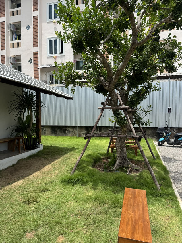A way from home หลังมข กาแฟดี